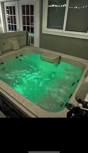 Unwind in brand new hot tub.