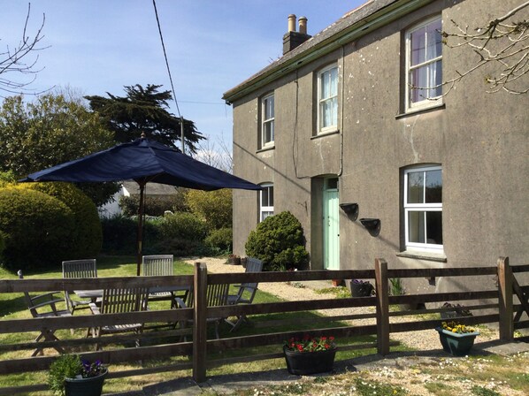 Gillywartha Victorian Farmhouse