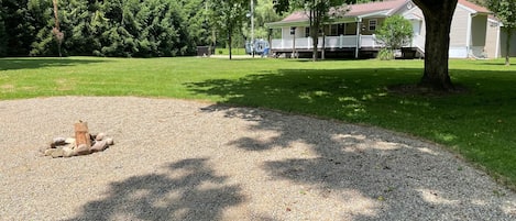 Riverside Beach with Firepit and Large backyard