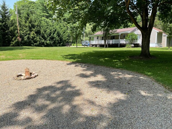 Riverside Beach with Firepit and Large backyard