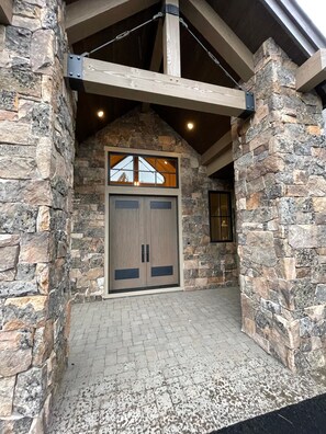 Exterior Entrance 