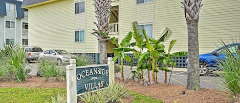 Isle of Palms Vacation Rental | 2BR | 2BA | 995 Sq Ft | Stairs Required