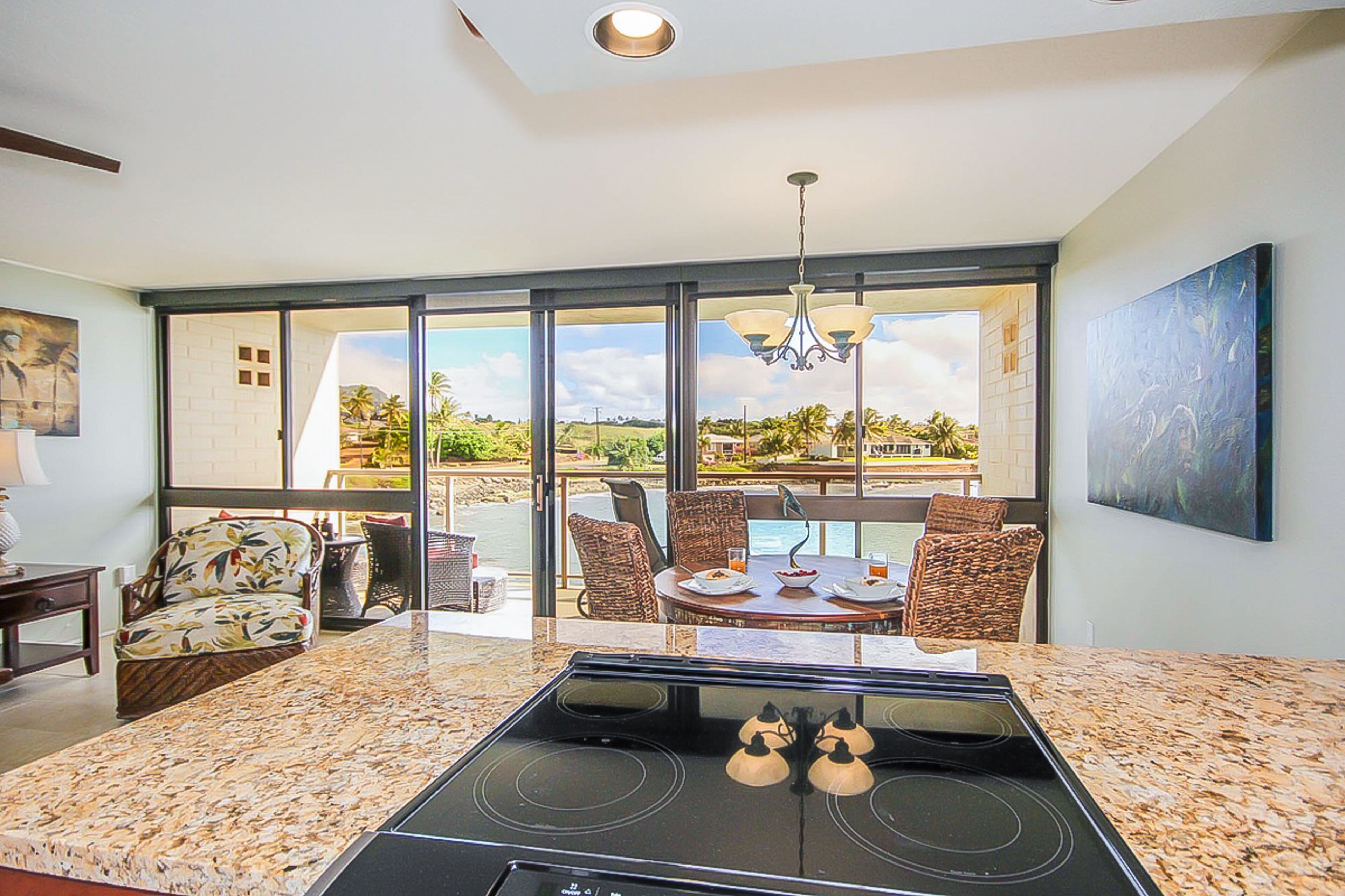 208B Harbor View, Steps from the Beach, Free Wifi