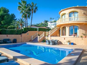 Blau, Schwimmbad, Resort, Gartenmöbel, Freizeit, Estate, Eco Hotel, Villa, Urlaub, Schatten