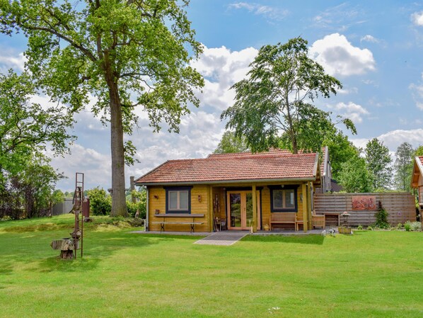 Holiday Home Exterior [summer]
