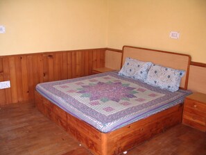 double bed room
