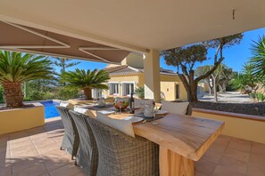 Outdoor dining area