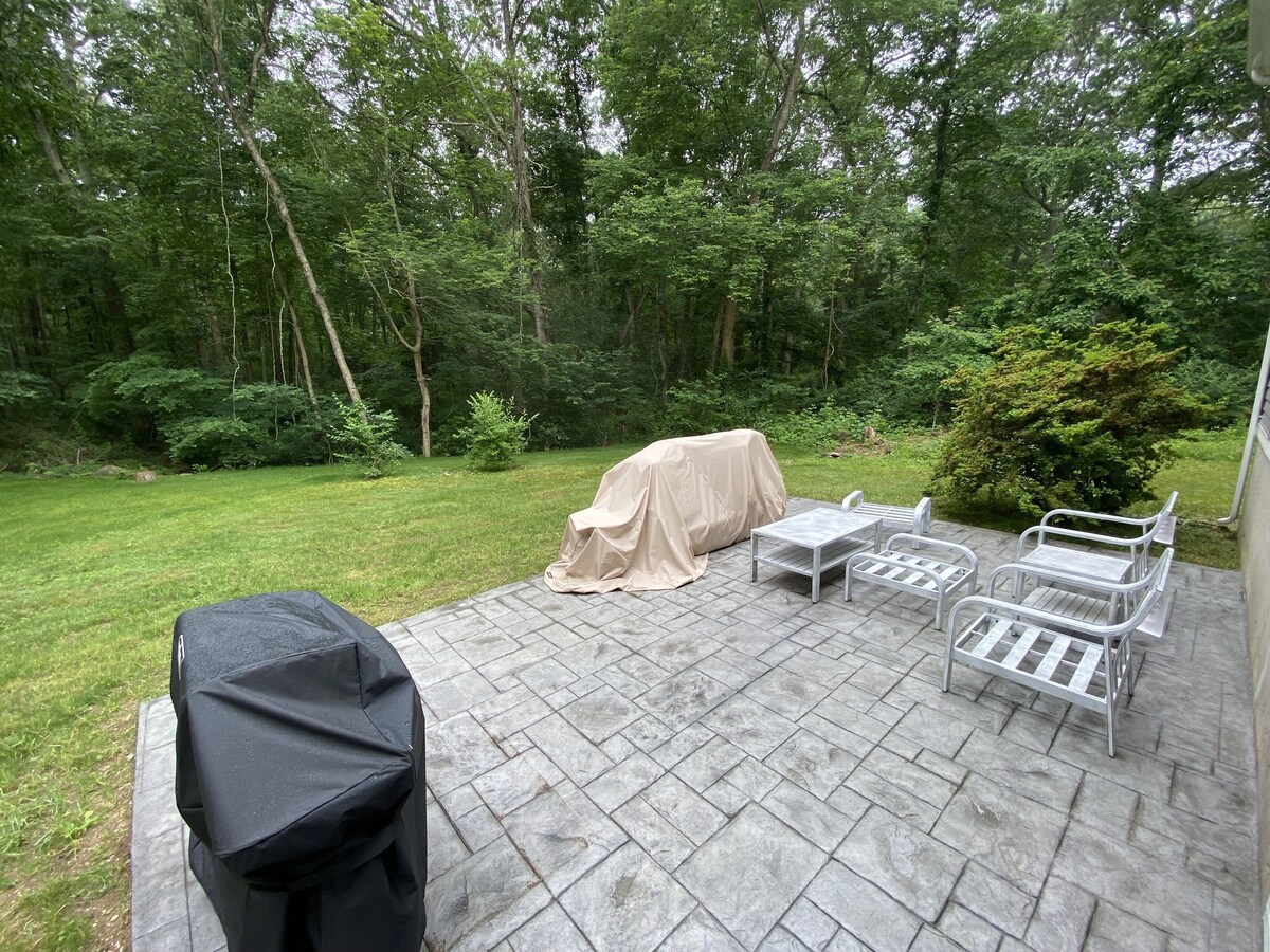 Cozy Mystic Retreat – Near Farms & Downtown Mystic