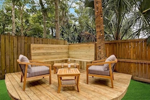 Welcome to our private FL Sundeck space in the backyard.