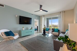 Living area with Smart TV