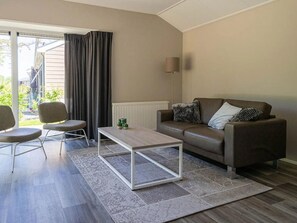 Möbel, Eigentum, Couch, Tabelle, Komfort, Holz, Gebäude, Schatten, Interior Design, Die Architektur