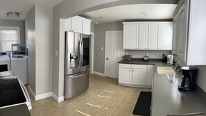 Spacious kitchen to enjoy when not eating downtown.