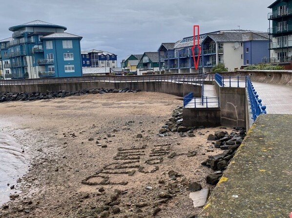 Exmouth's Pirate Cove red arrow shows the location of the apartment 