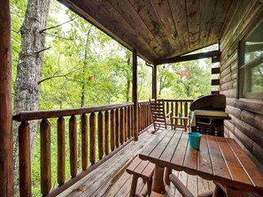 Porch Dining - Grill + Picnic Table