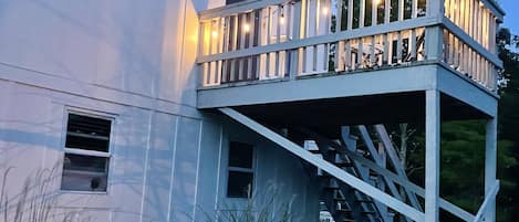 Your private deck and entry way! 