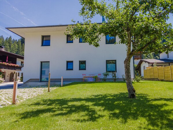 Extérieur maison de vacances [été]