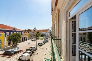 Vista da varanda do apartamento.