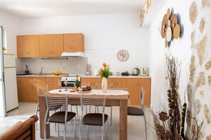 Enjoy the convenience of a fully equipped kitchen