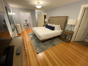 Master King Bedroom