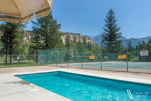 Includes access to the community's (seasonal) outdoor pool with mountain & hoodoo views.