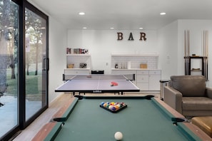 Spielezimmer