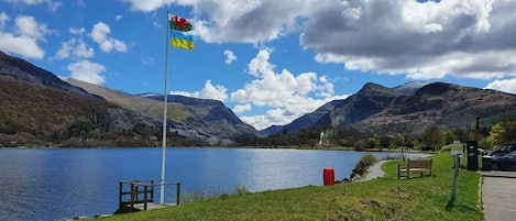 Lake Llyn Padarn,less than a minute away from Meirionfa 