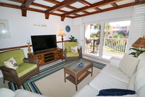 St. Augustine Beach Rentals Living Room