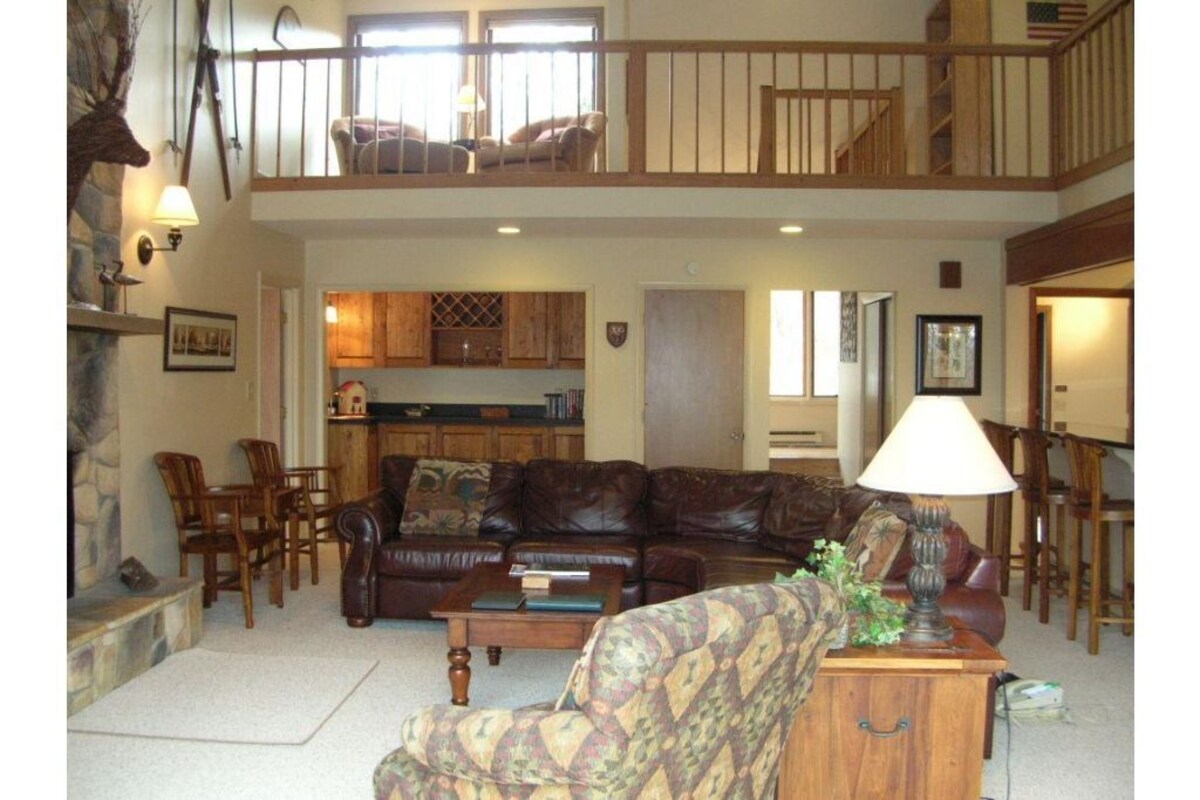 The Wintergreen Chalet