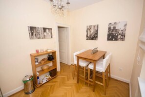 Kitchen (1)