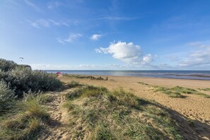 The Bothy, Ringstead: Spend the day at Old Hunstanton beach