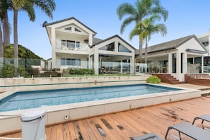 Private Pool