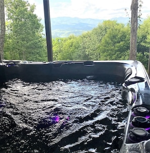 Spa Style Hot Tub with Views over the Mountains...