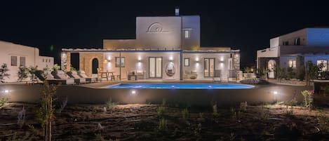 Isalos Villas Naxos