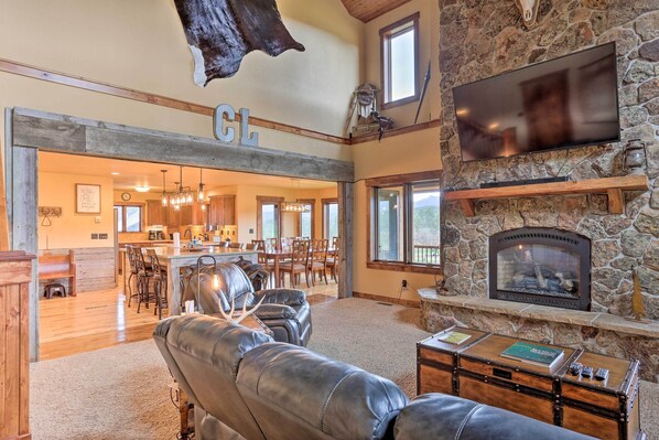 Sturgis Vacation Rental | 6BR | 4.5BA | 5,000 Sq Ft | 2 Stories