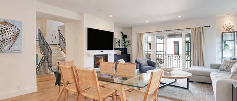 Open concept allows for seating in both the dining and living room