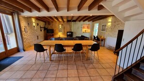 Domaine de Rochebonne holiday cottage france Location de vacances charente (2)