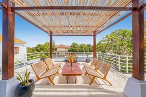 Enjoy relaxing moments under the sun