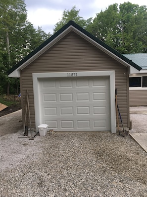 Wide driveway
