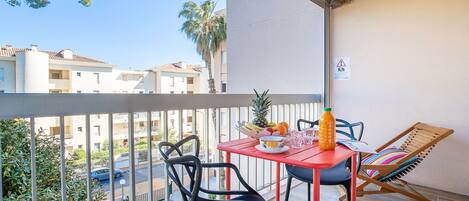 Plant, Table, Sky, Building, Furniture, Property, Chair, Flowerpot, Azure, Window