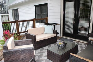 Beautiful outside space right off of the kitchen, great for a morning coffee or evening glass of wine.