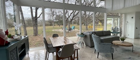 Dining/ Living Room 