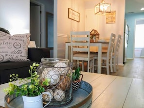 Open concept living and dining areas allow you to all be together for a home-cooked meal!