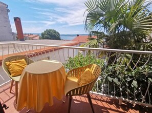 Balkon mit Meerblick