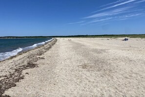 Sammy's Beach nearby