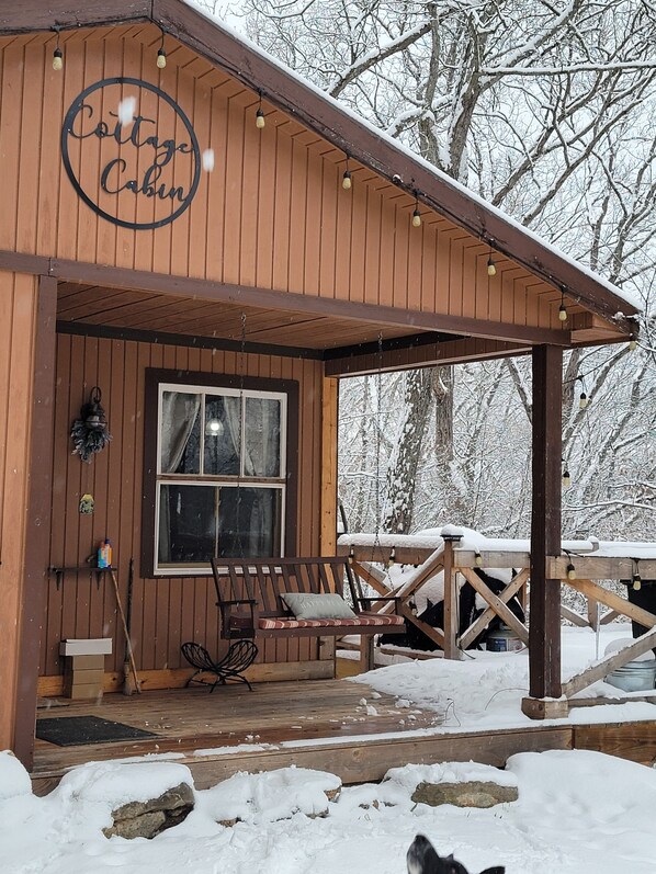 Cottage Cabin winter 2025