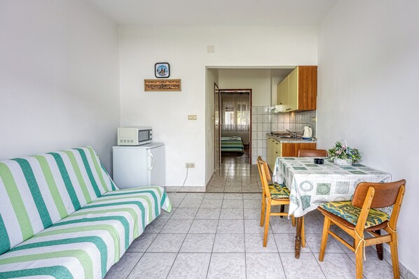 Living and dining room
