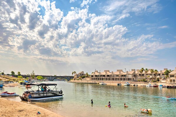 Lake Havasu Condo Vacation Rental | 2BD | 2BA | 1,175 Sq Ft | Stairs Required