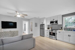 Open living & kitchen areas