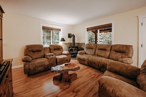 Hardwood,Furniture,Indoors,Living Room,Home Decor