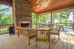 Outdoor Living & Fireplace